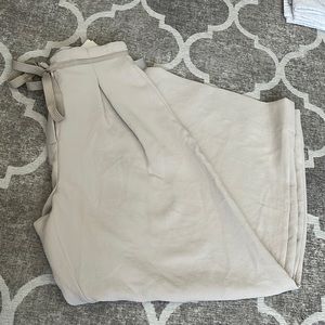 BNWT Aritzia Wilfred Culotte pants